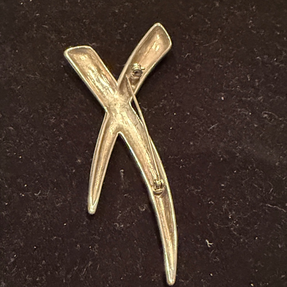 Silver Crossed Brooch - Picture 2 of 5